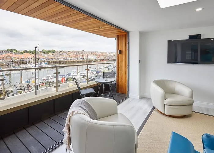 Host & - The Townhouse *